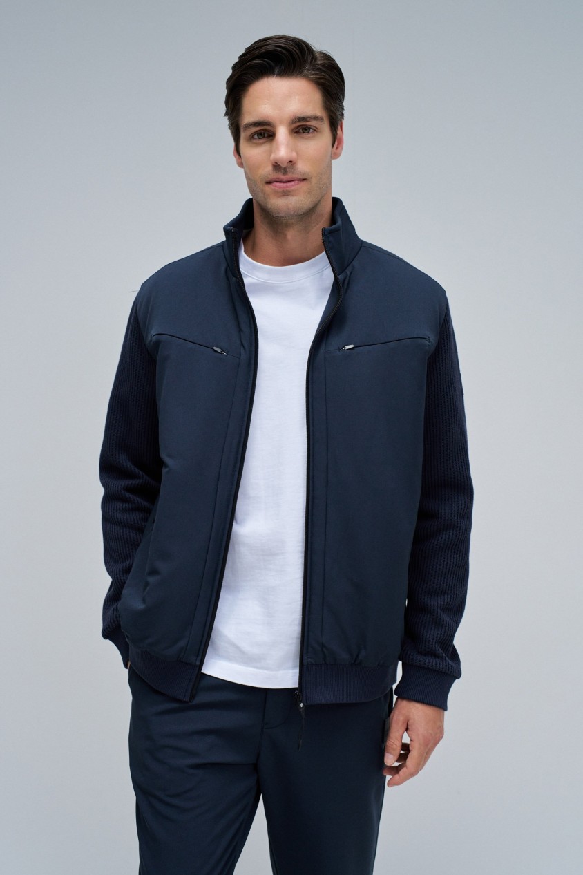 PADDED COAT WITH MIXED MATERIALS