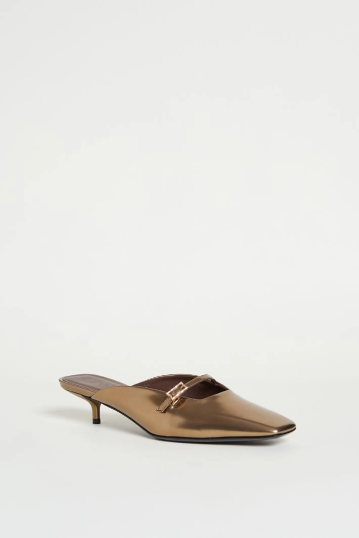Laminated leather mules - BRONZE