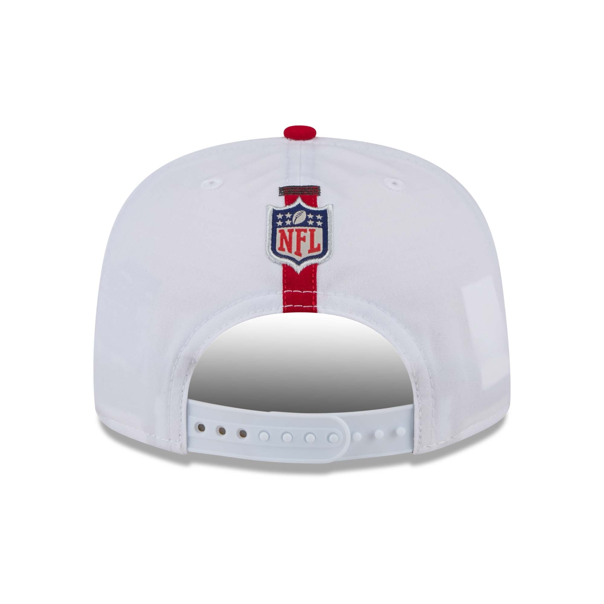 Tampa Bay Buccaneers 2024 NFL Training Camp New Era Golfer Snapback Cap White