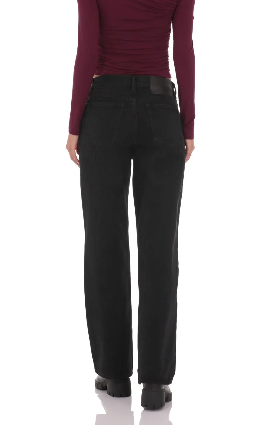 Mid Rise Baggy Jeans in Black