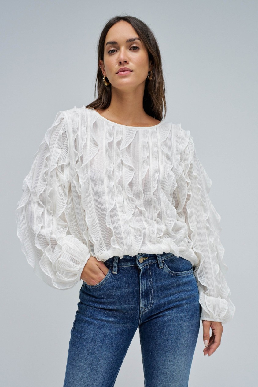RUFFLED BLOUSE