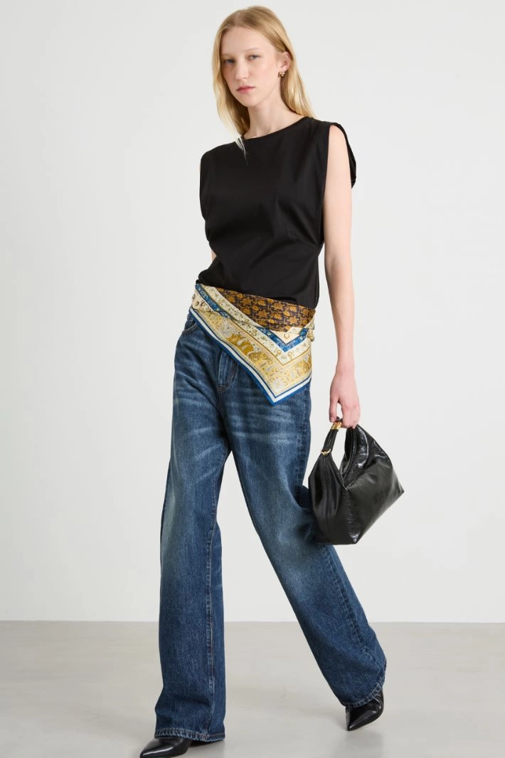 Pleated T-shirt - BLACK