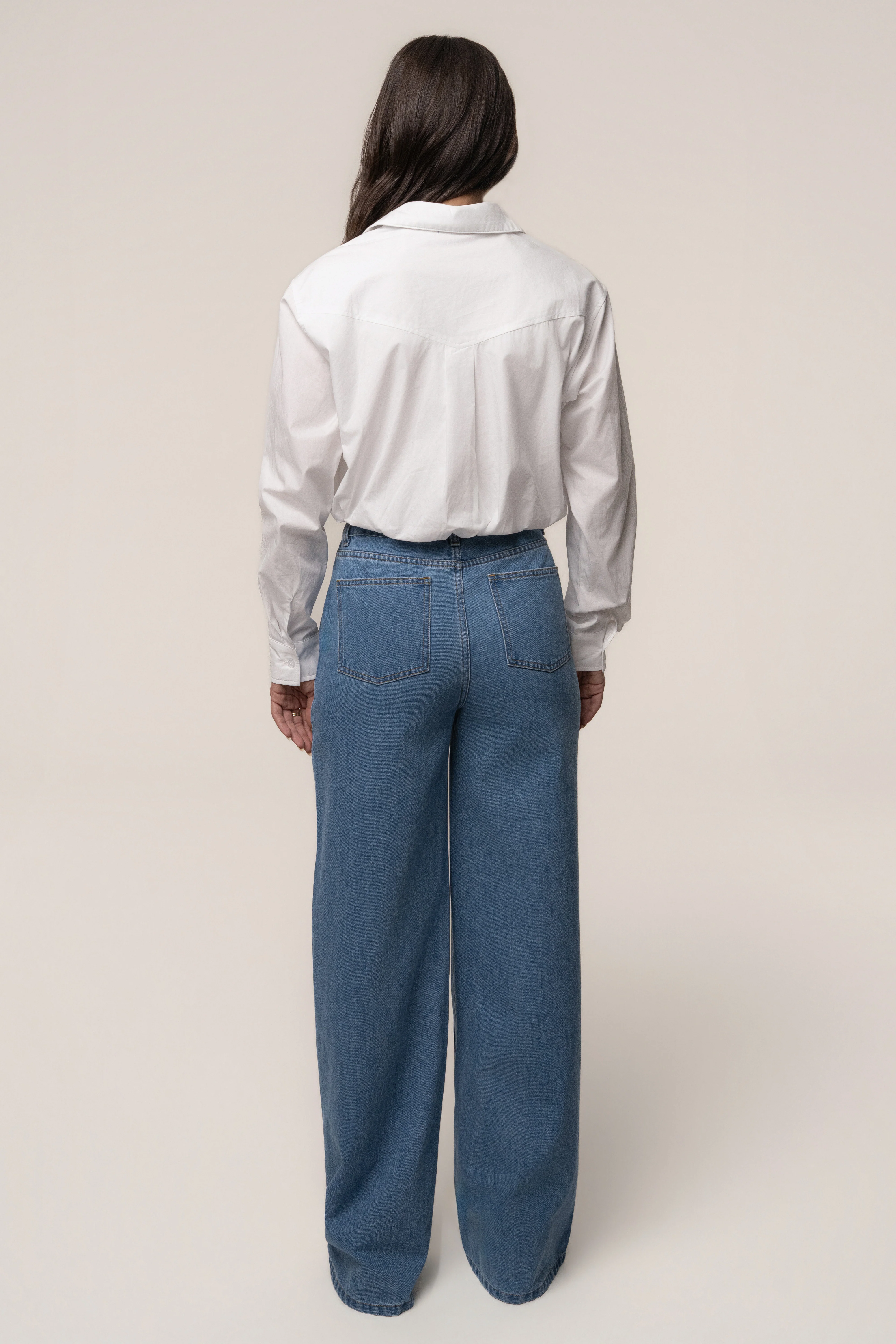 Medium Wash Flowline Seam Jean