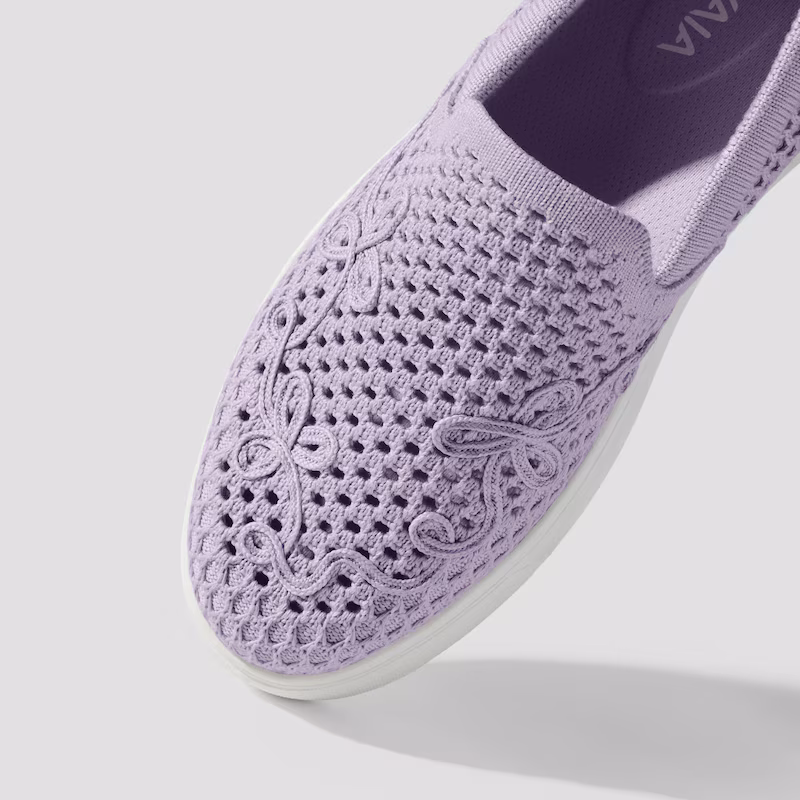 Classic Unisex Sneakers (V-Tune)