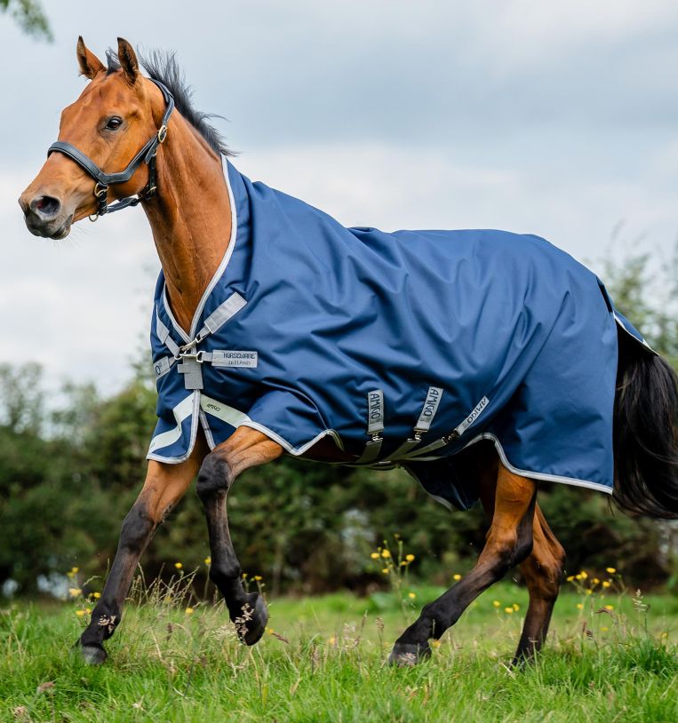 Amigo® Bravo 12 Wug Turnout (250g Medium)