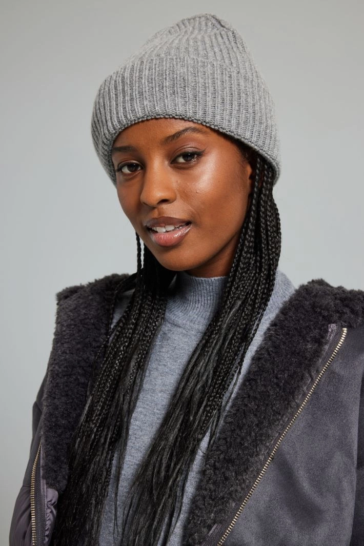 Turn-up beanie hat - LIGHT GREY
