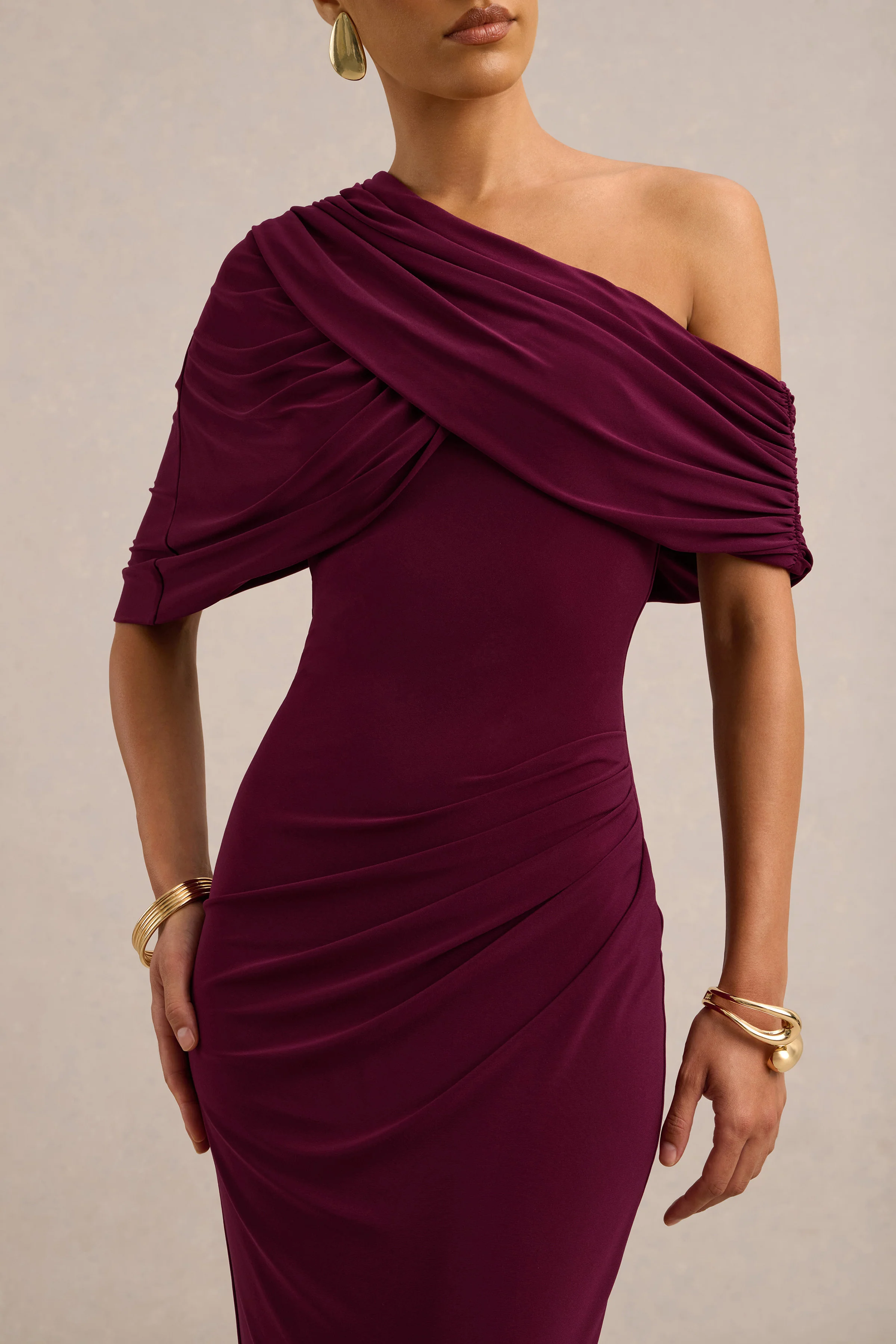 Solenne | Burgundy Jersey One Shoulder Short Sleeve Maxi Dress With Ruching
