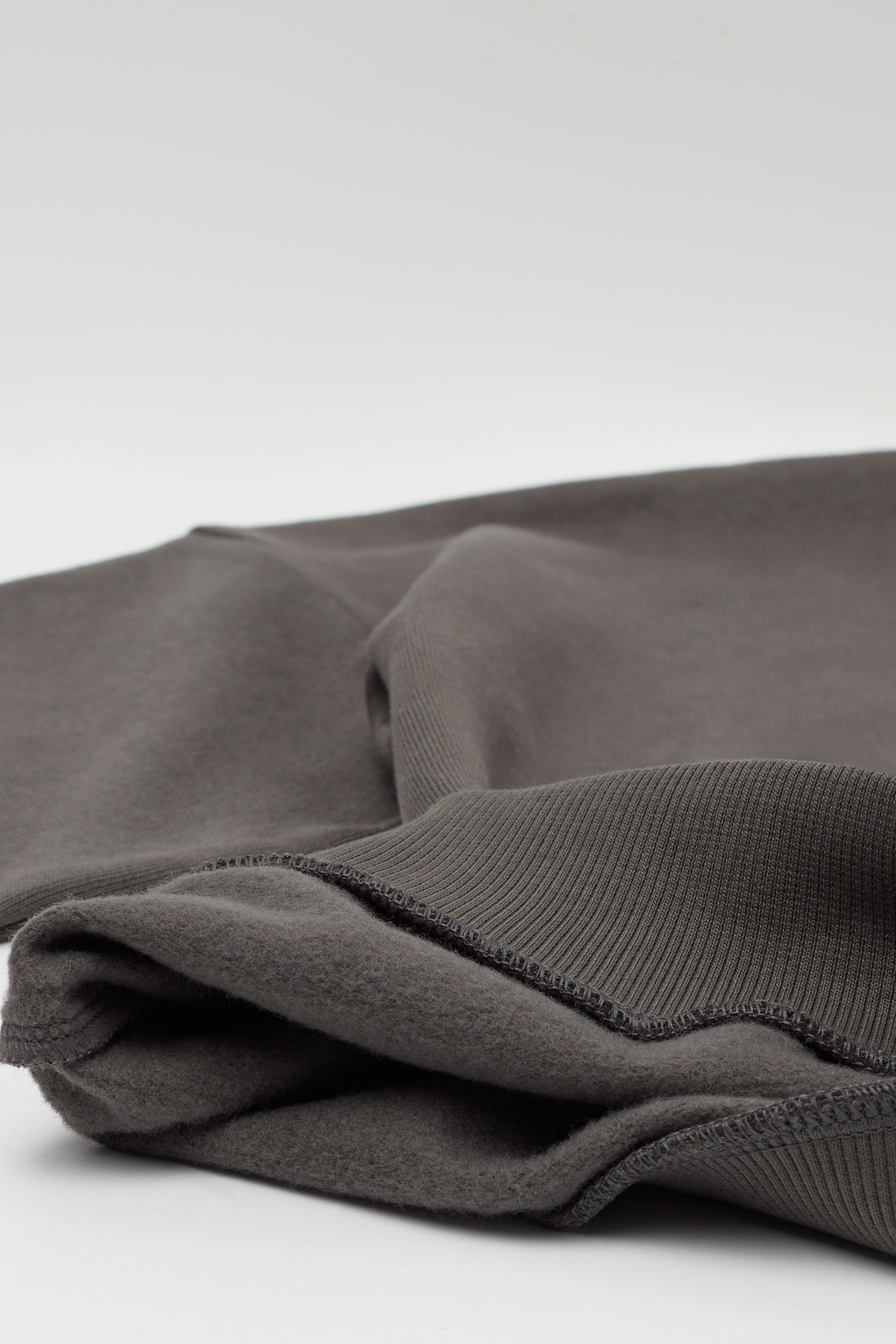 Boys’ Thick Round Neck Sweatshirt with Print