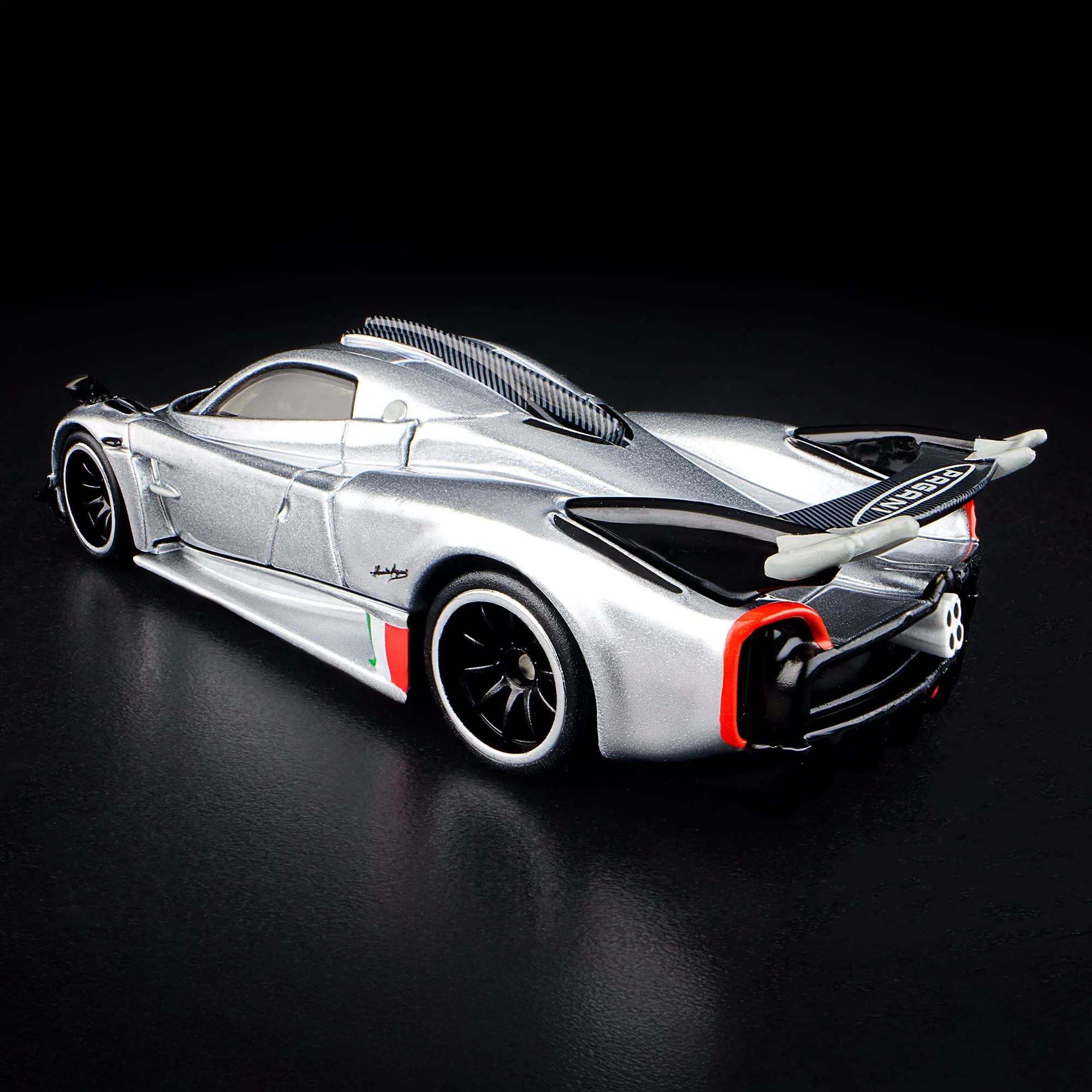 RLC Exclusive ’21 Pagani Huayra R