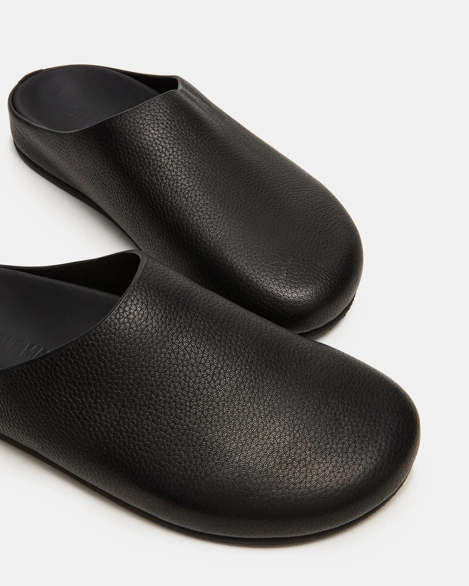 Fern Black Leather