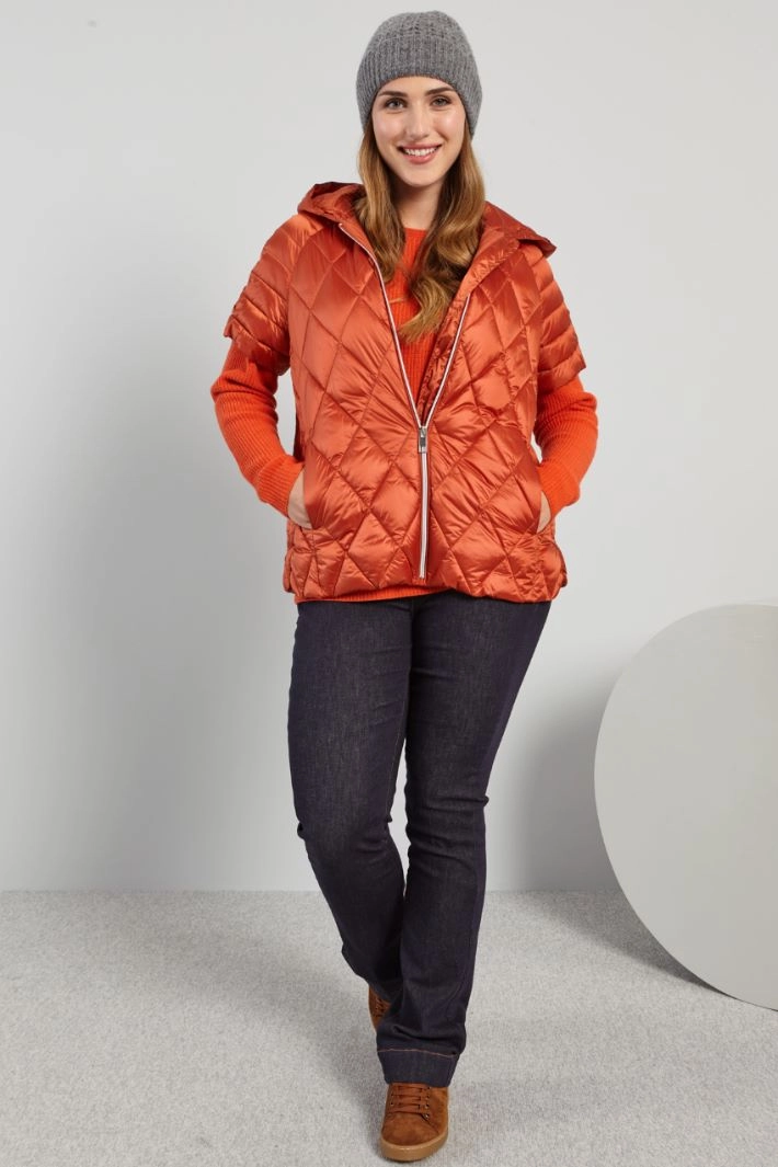 Water-repellent quilted gilet - ORANGE