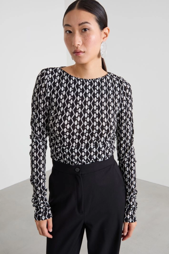 T-shirt with ruching - BLACK