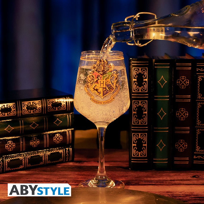 HARRY POTTER Stemmed glass Hogwarts Crest