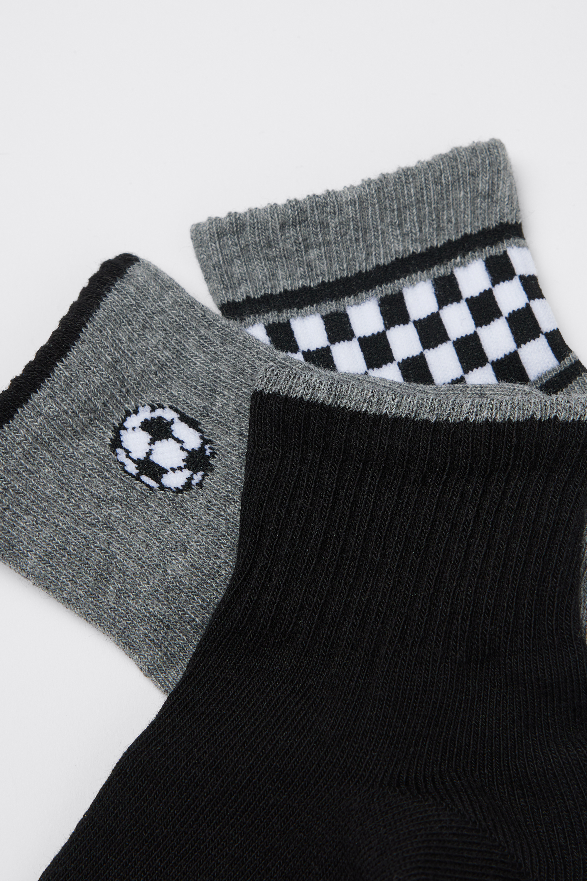 Three Pairs of Boys' Short Patterned Hemless Cotton Socks