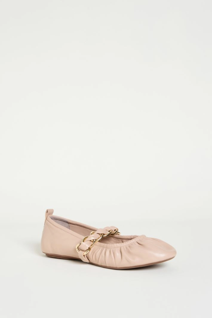 Nappa leather ballet flats with chain detail - PINK