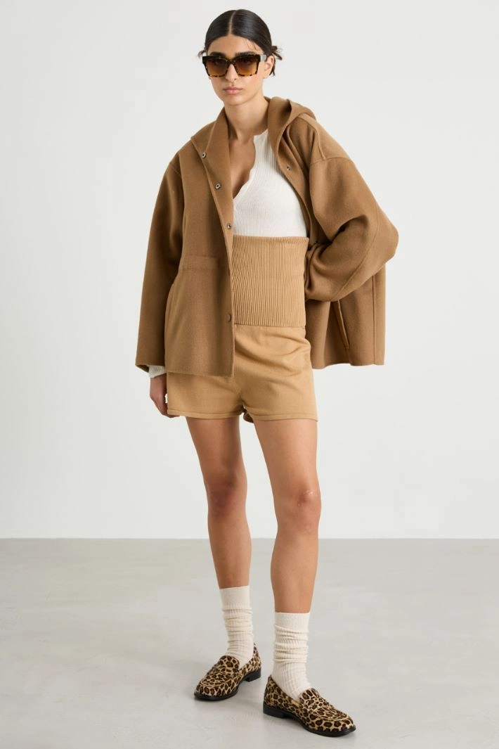 Short coat with hood - CAMEL