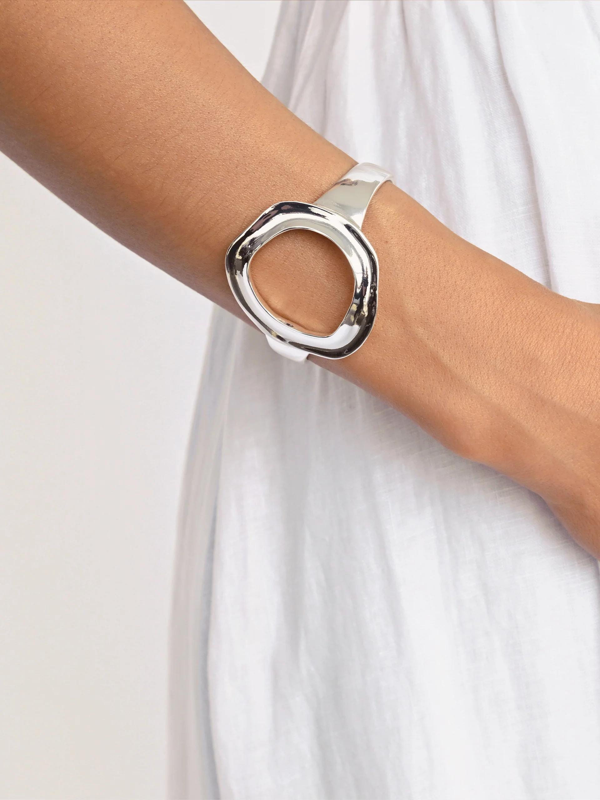Open Circle Cuff