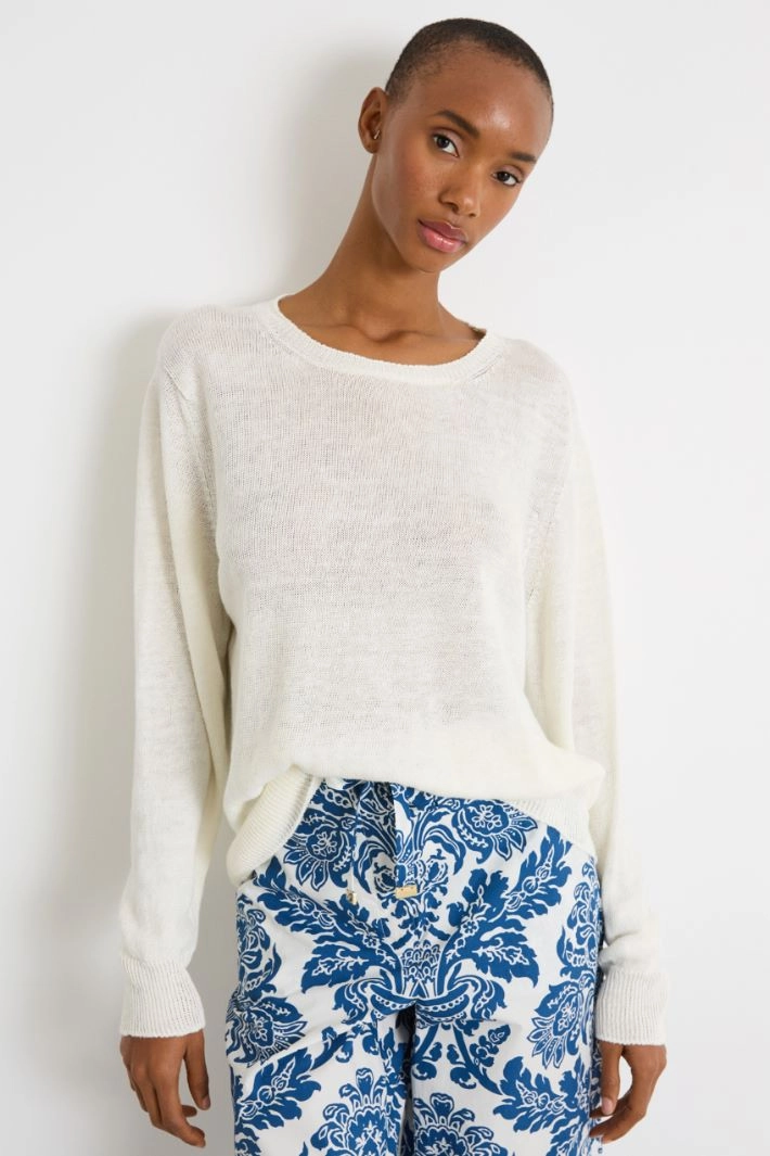 Crew-neck jumper in smooth-knit linen - WHITE