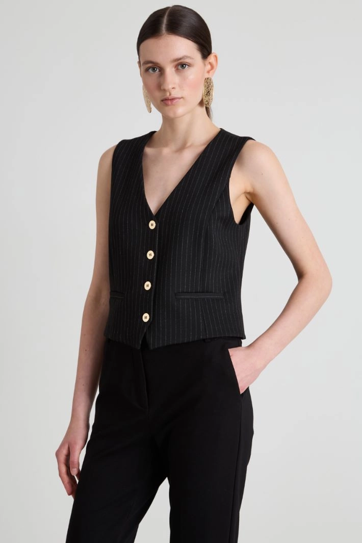 Slim-fit gilet - BLACK