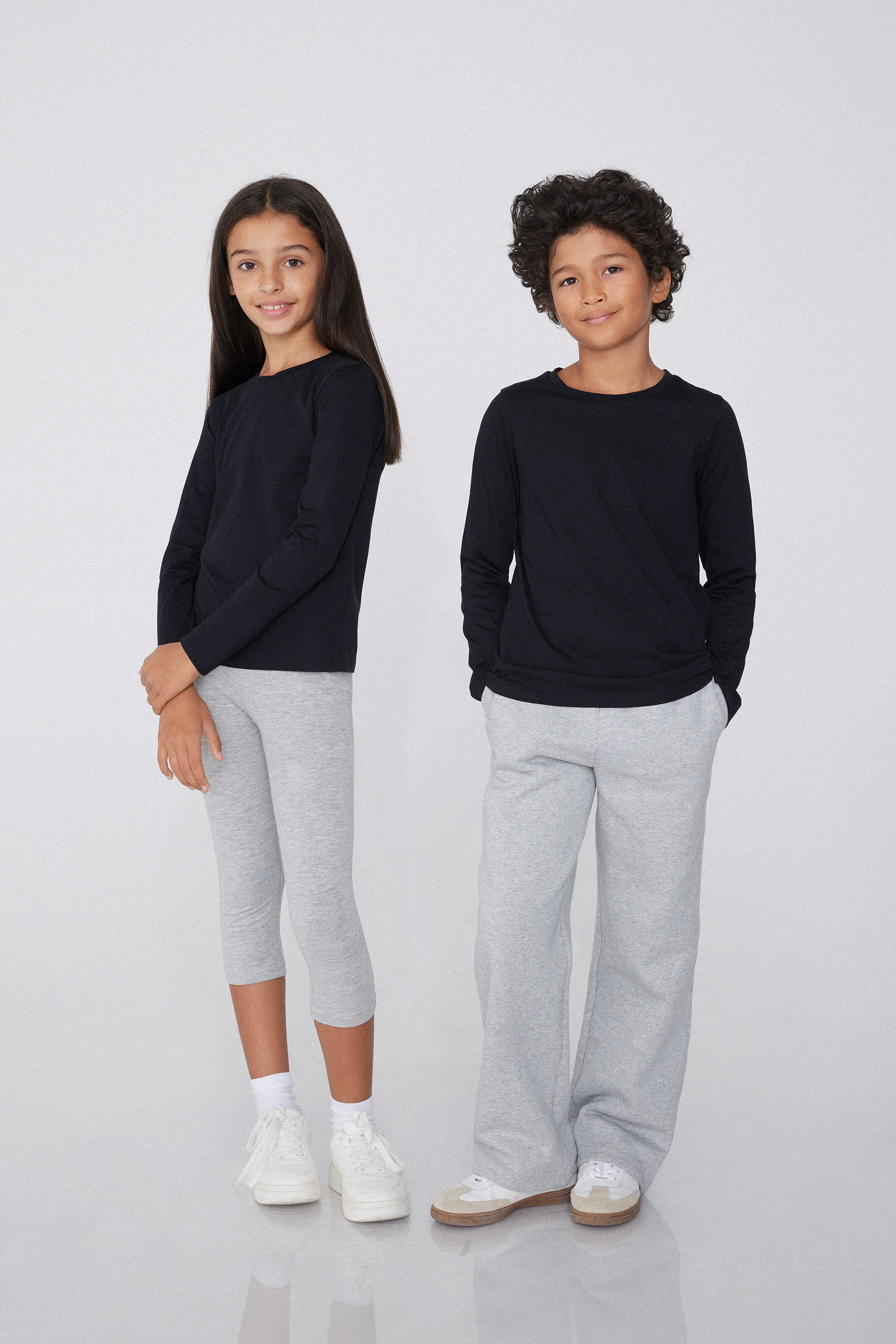 Unisex Kids’ Basic Long-Sleeved Cotton Top