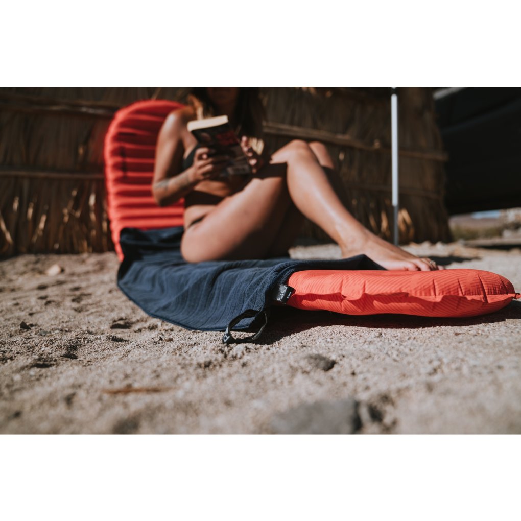 PackTowl Luxe Beach Towel - lake blue