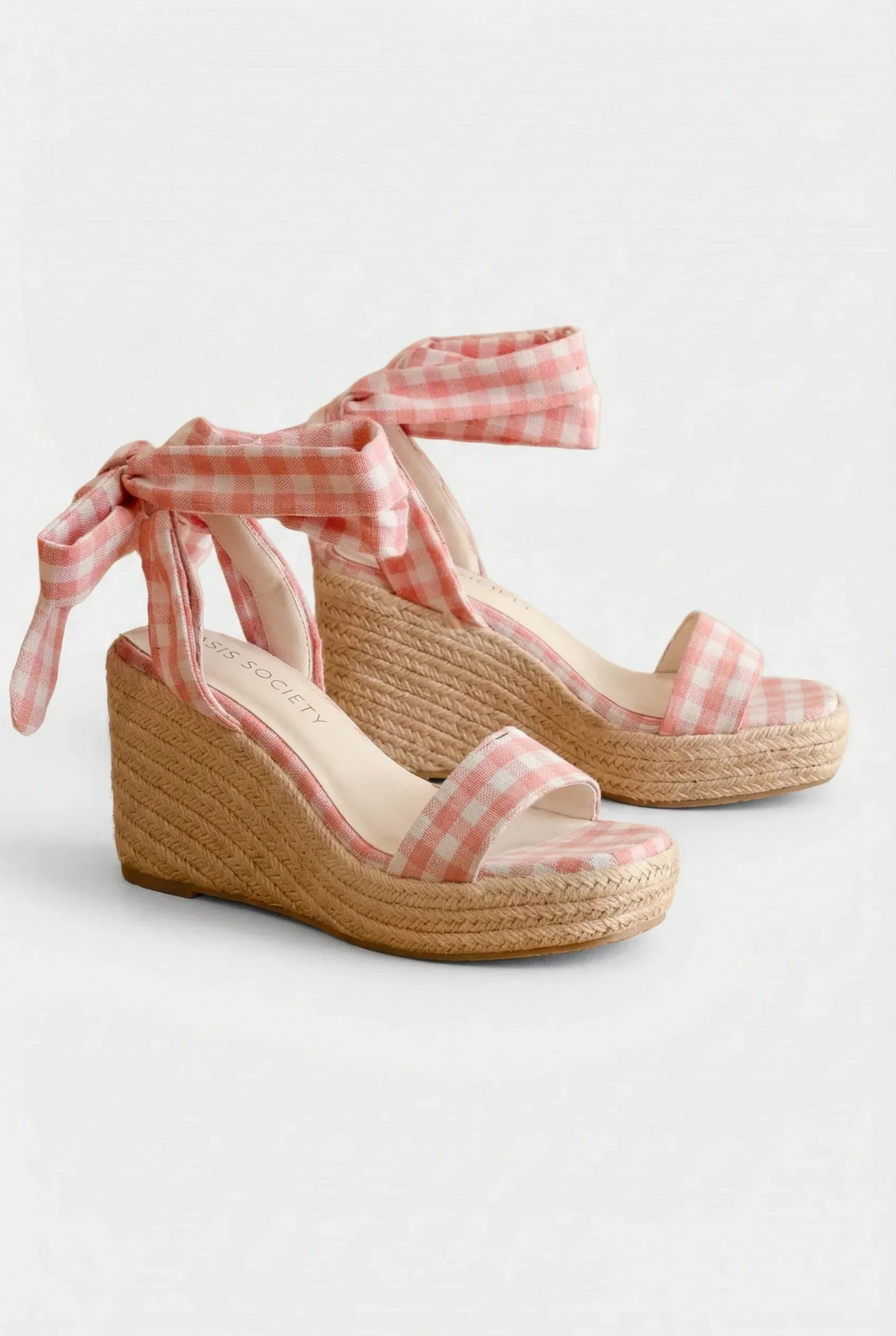 Café Terrace Wrap Wedges