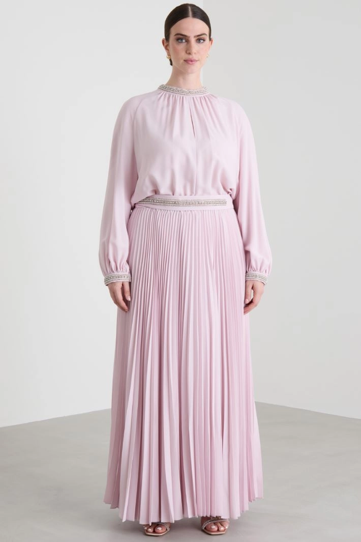Crepe dress with embroidery - LIGHT PINK