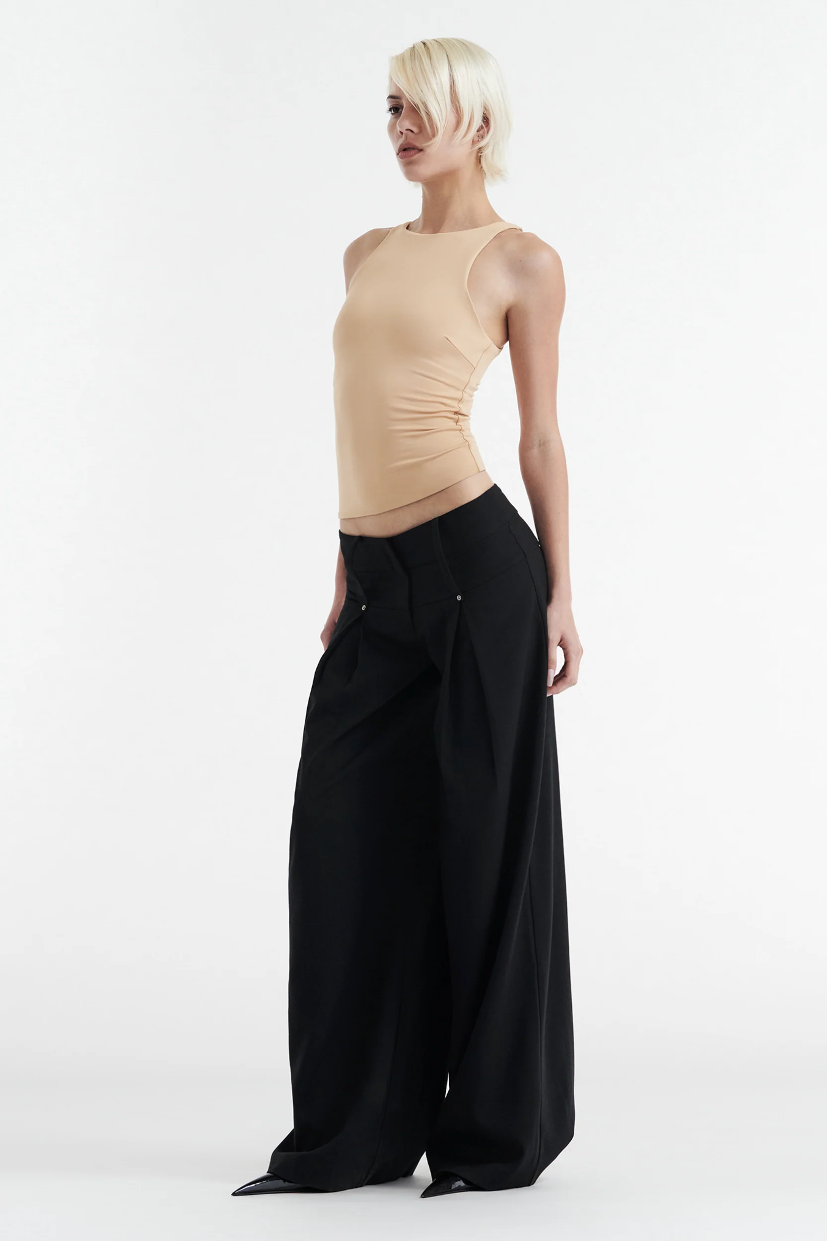 Sophie Basic Sleeveless Tank With Shelf Bra - Tan