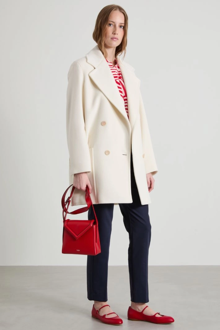 Beaver coat with pockets - CREAM