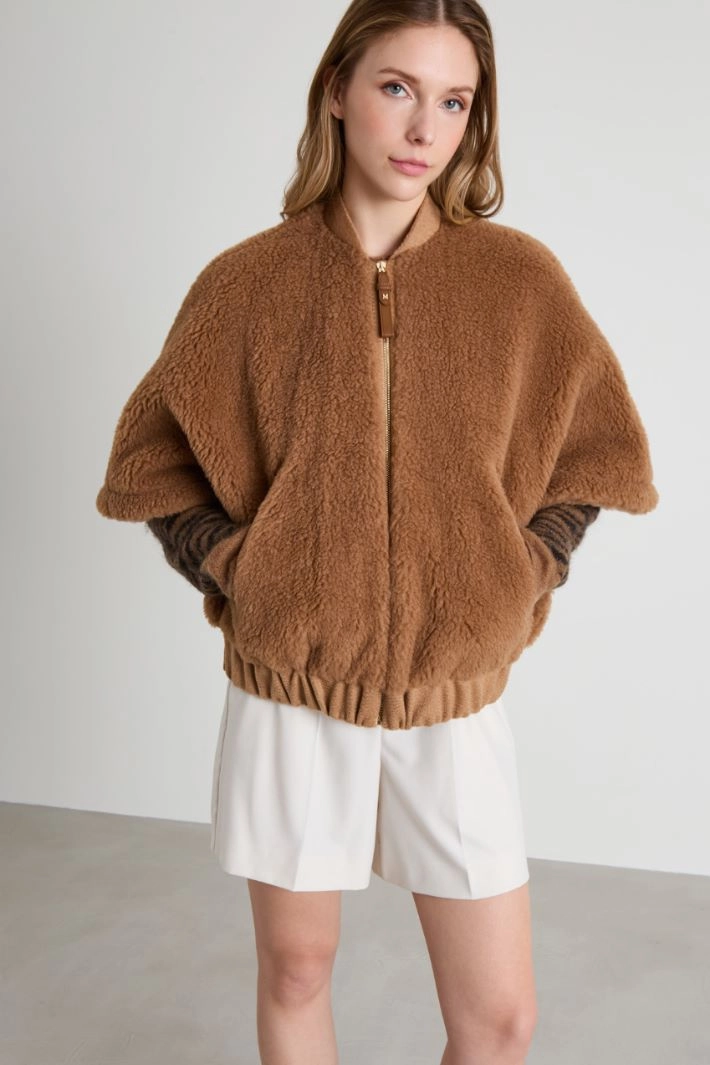 Teddy fabric bomber jacket cape - CAMEL