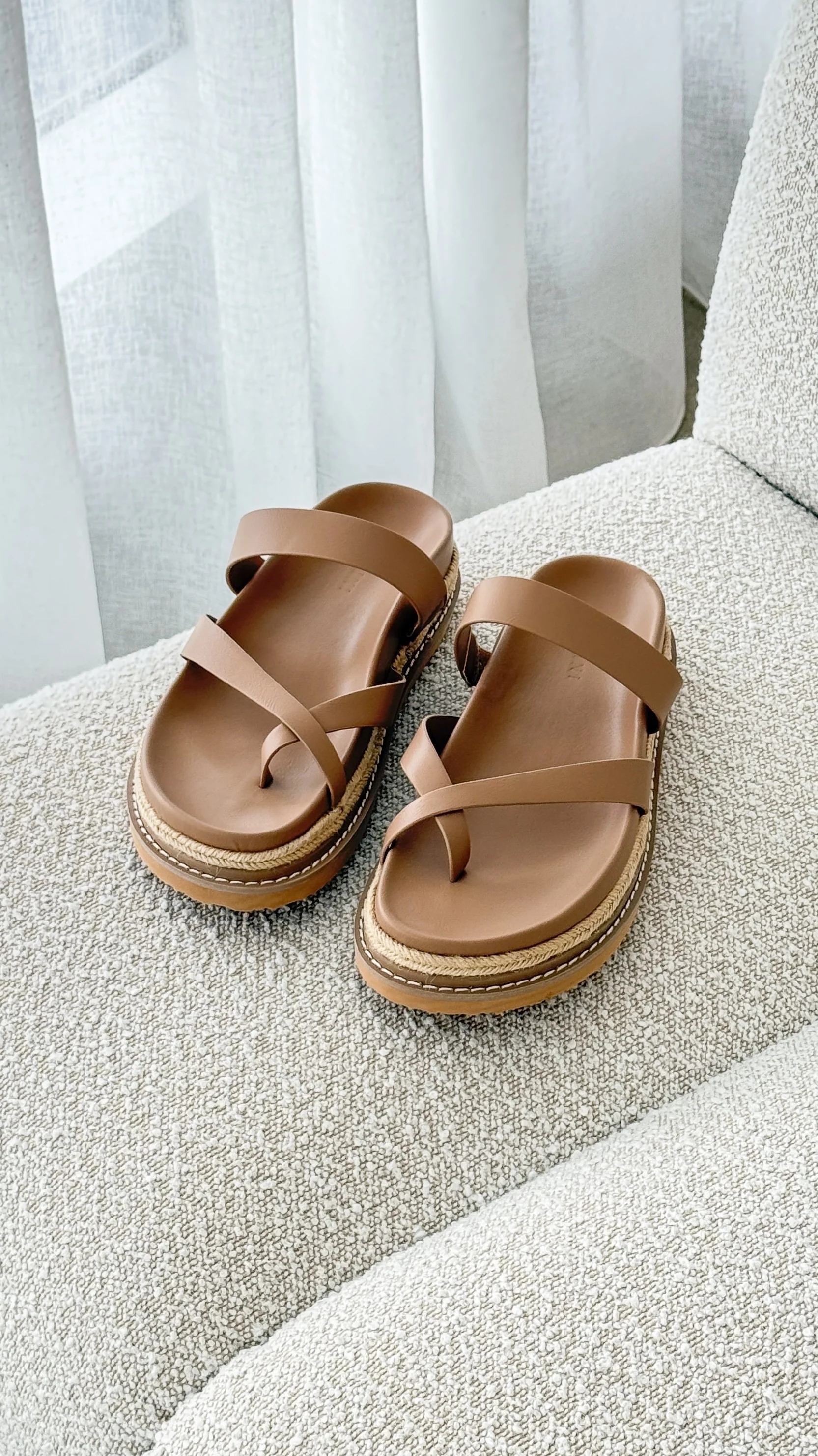 Amia Slide - Light Cashew