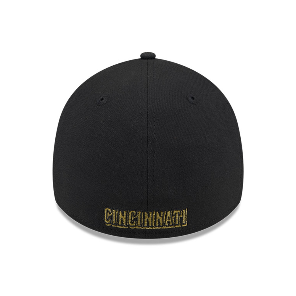 Cincinnati Reds 2024 MLB Armed Forces New Era 39THIRTY Flex Cap Black