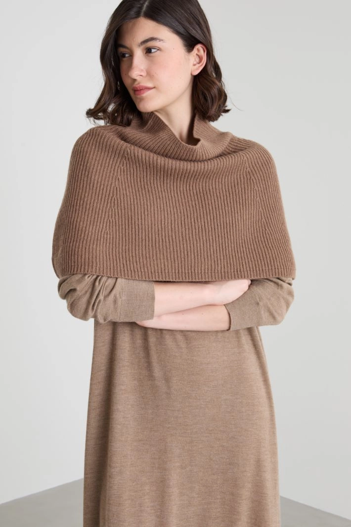 Wool and cashmere ribbed cape - CAMEL