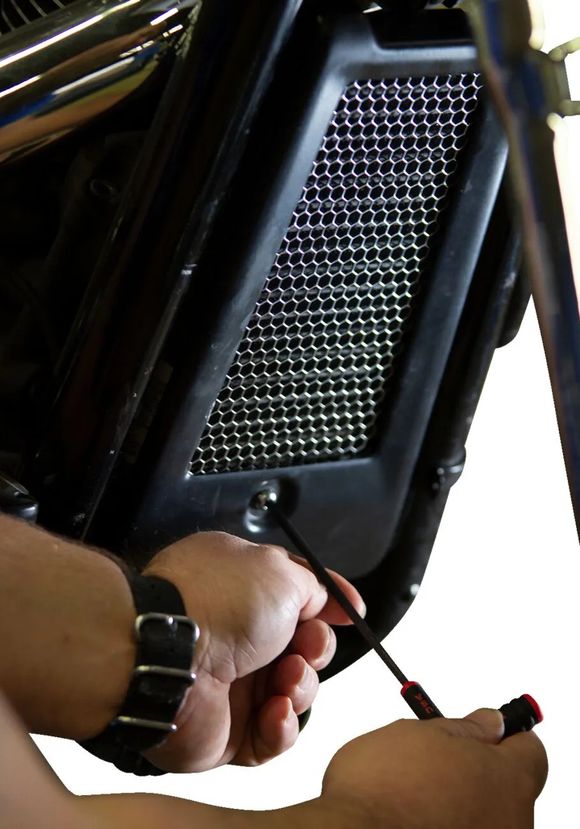 Klock Werks Radiator Grille 07130257Ref: KWK00455A / 07130257