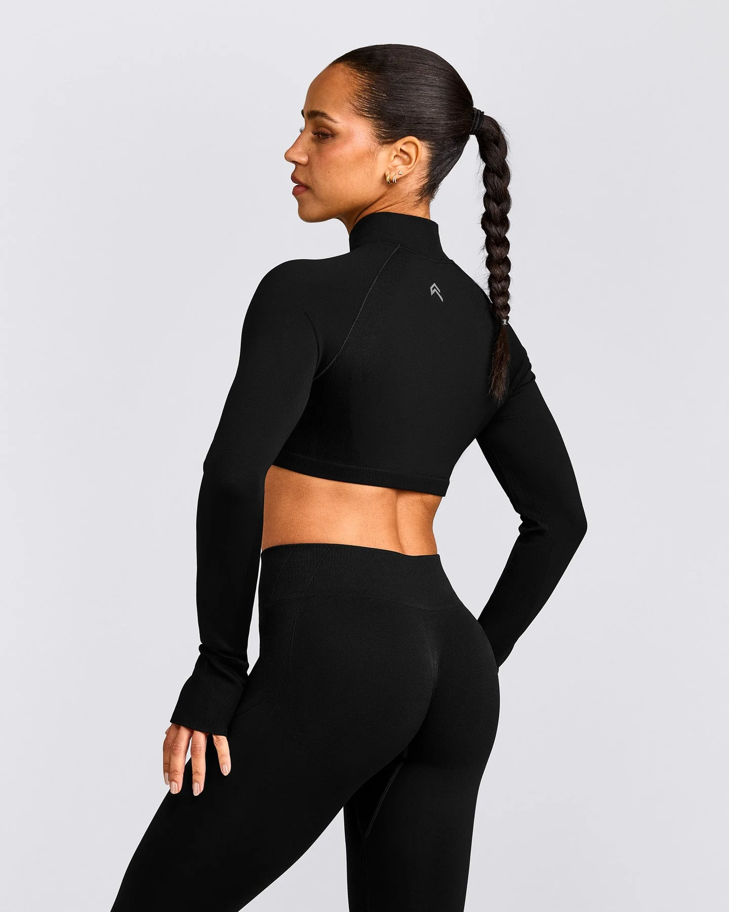 EnhanceLift™ Seamless Crop Jacket with Grey Logo | Black