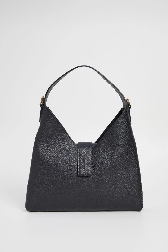 Hammered leather bag - BLACK