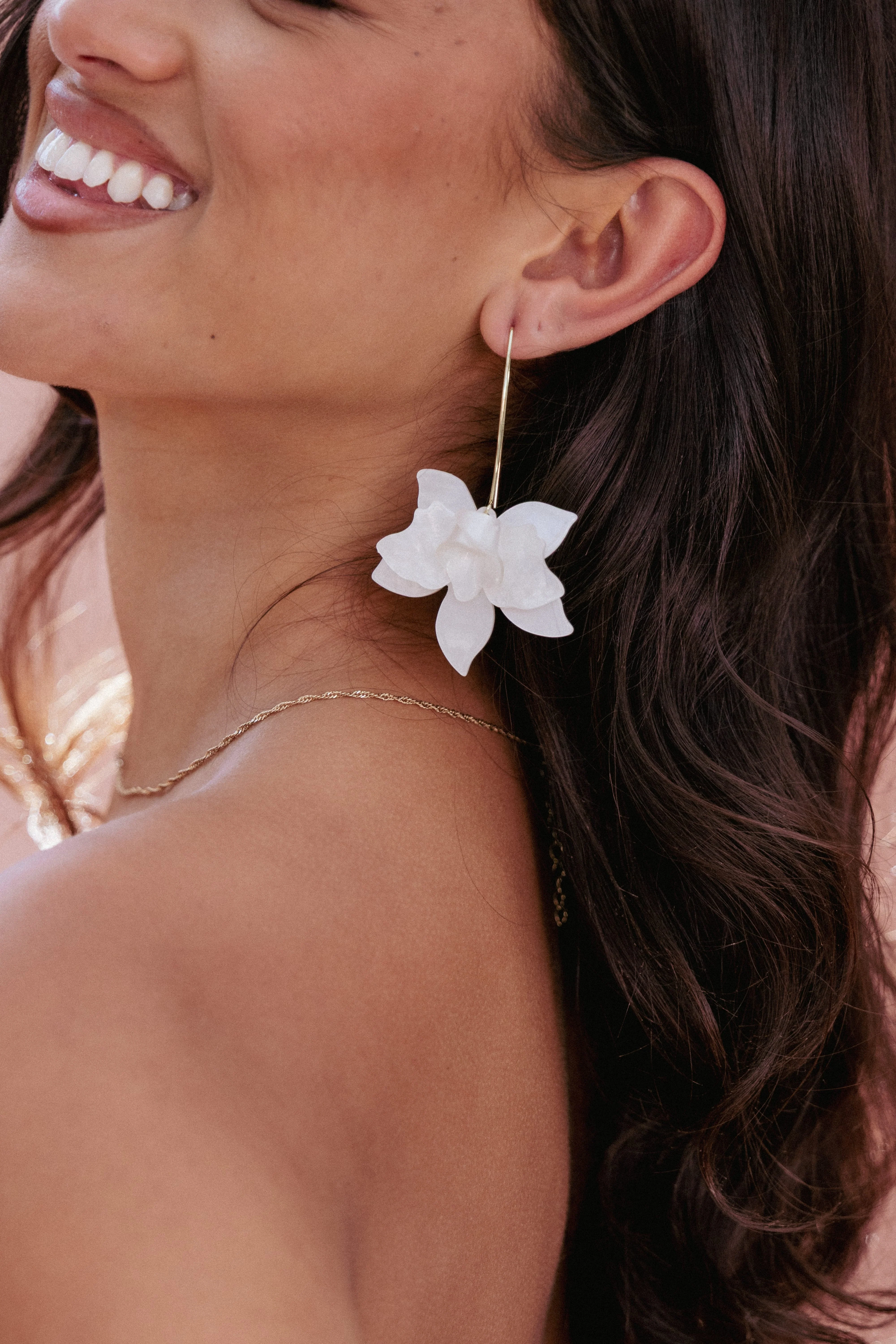 Edel Earrings - White
