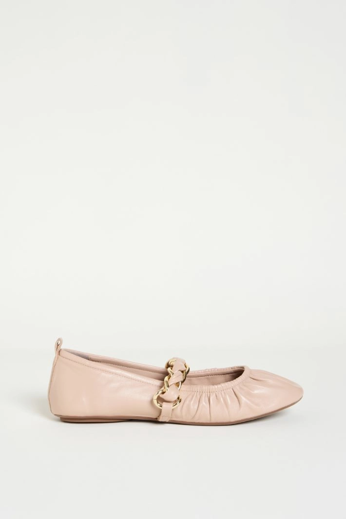 Nappa leather ballet flats with chain detail - PINK