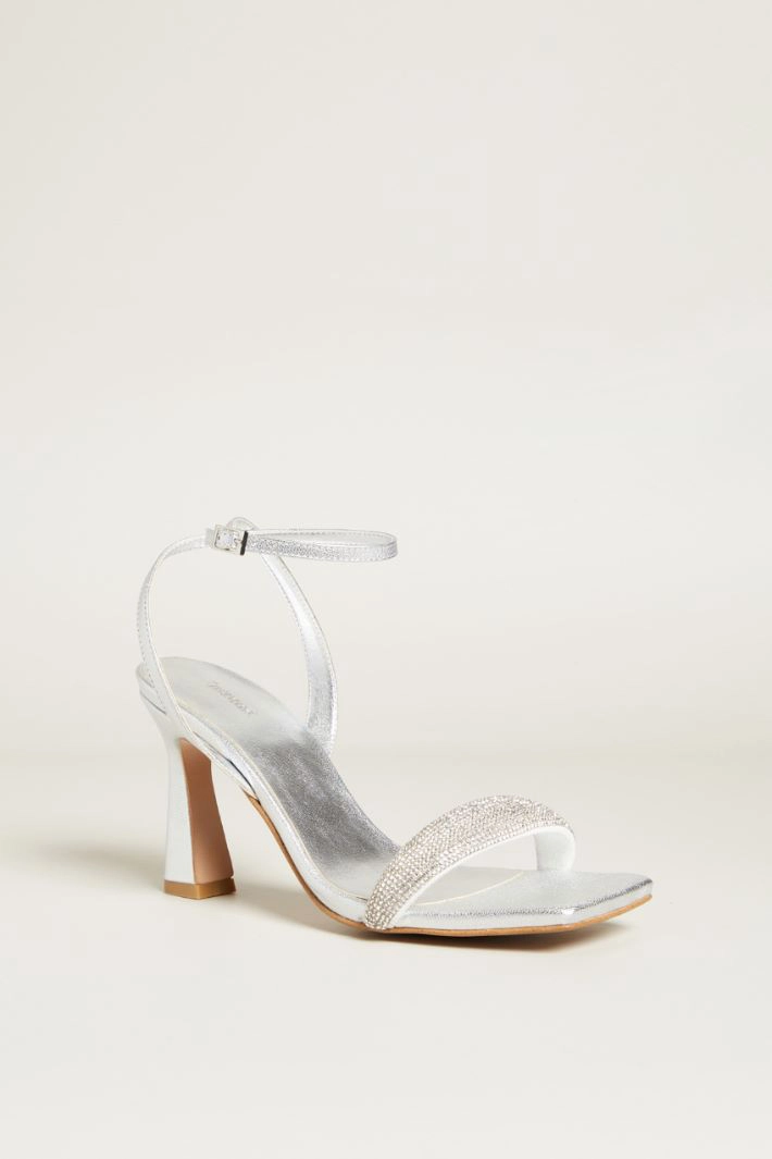 Rhinestone-embellished laminated sandals - SILVER