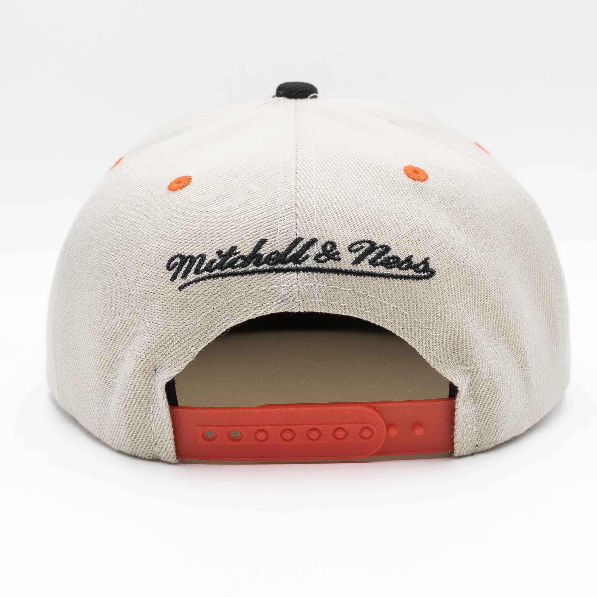 Philadelphia Flyers Pop Panel Mitchell & Ness Snapback NHL Cap