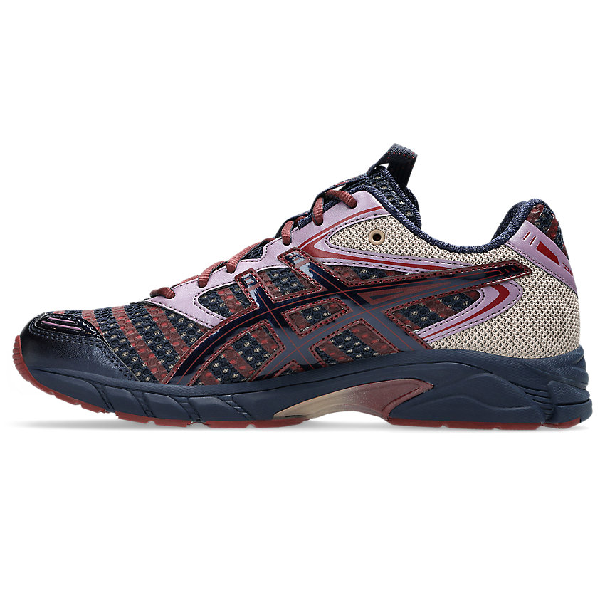 UB9-S GEL-DS TRAINER 14