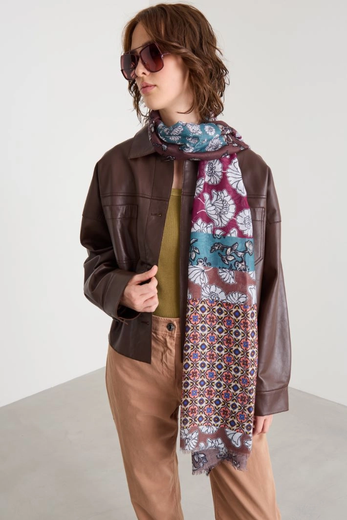 Patterned stole - BORDEAUX GREEN