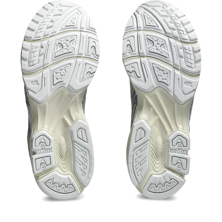 MIN-NANO x GEL-NIMBUS 10.1