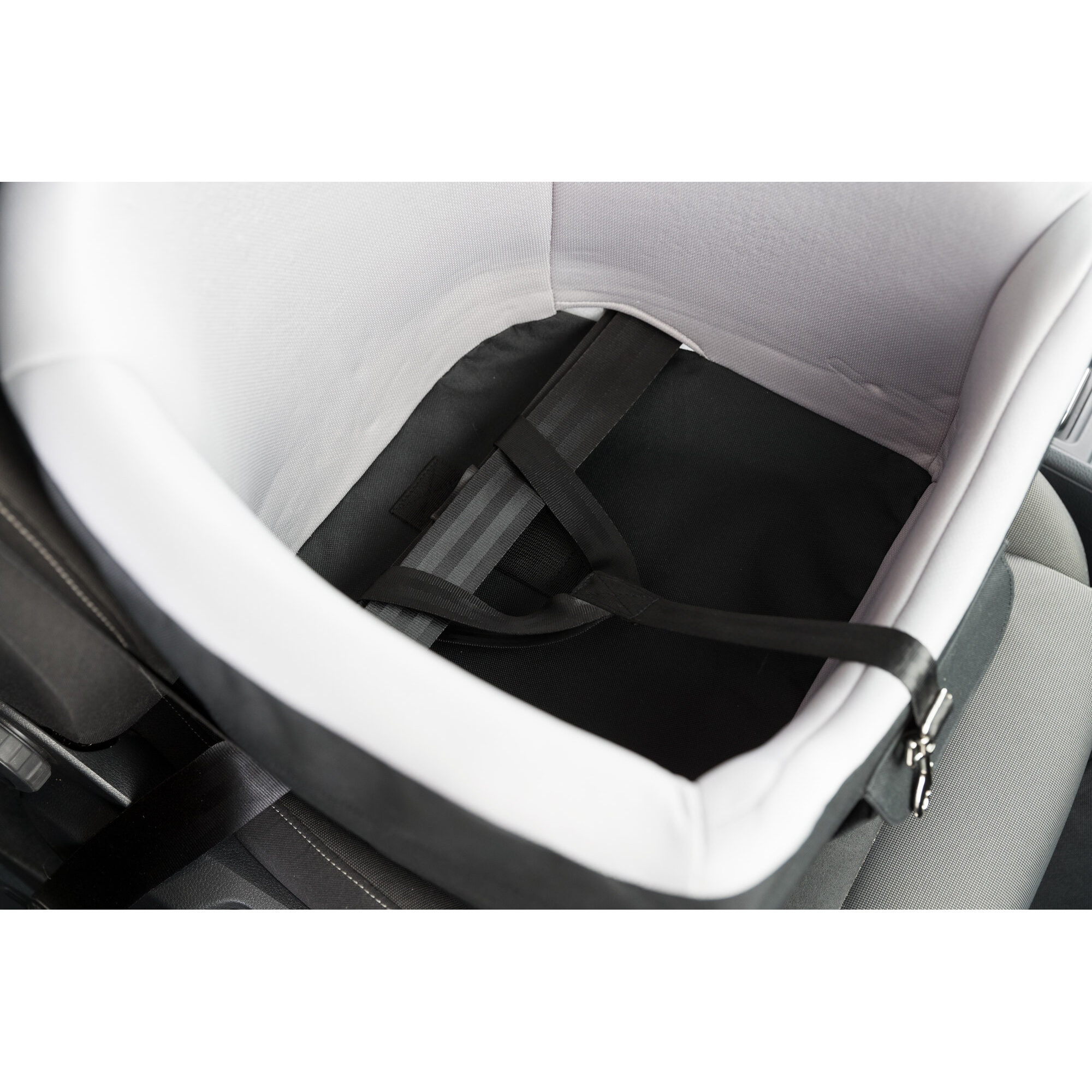 Trixie Car Seat - Black / Grey
