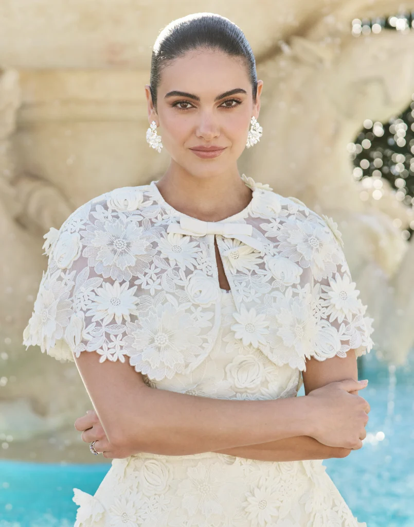 Carolina Lace Capelet