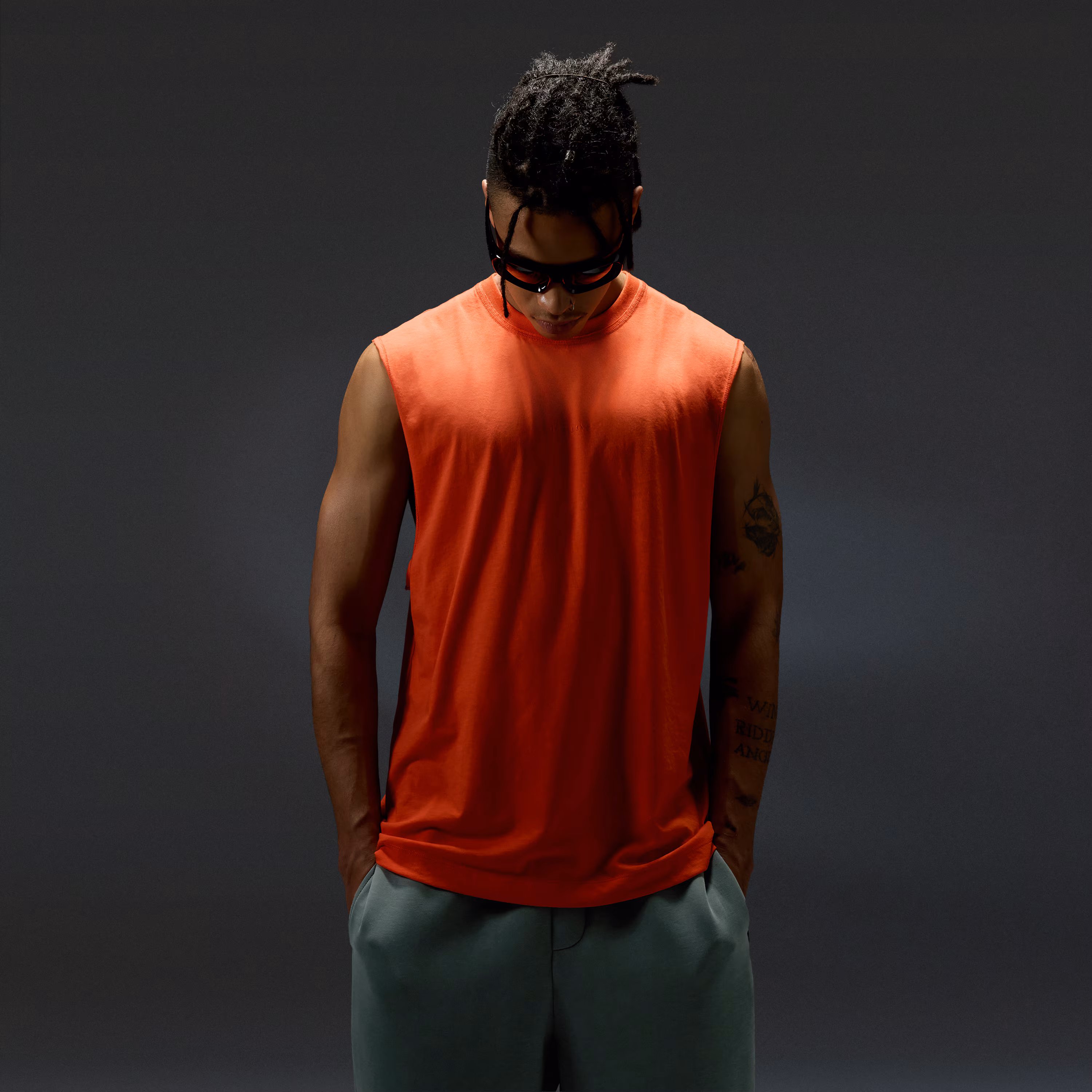 Reserve Momento Tank