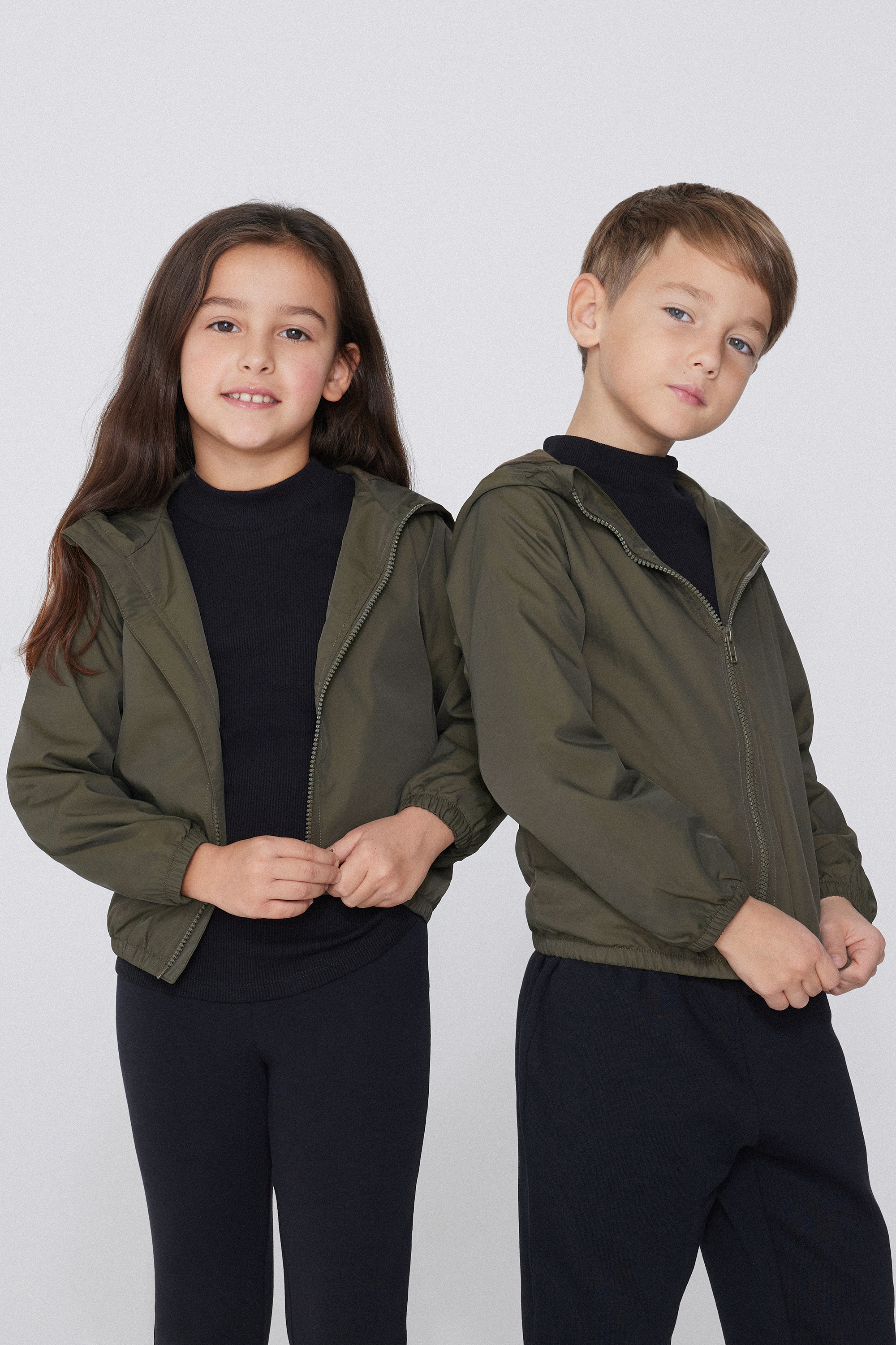 Kids’ Unisex Jacket with a Zip and Hood in Technical Fabric