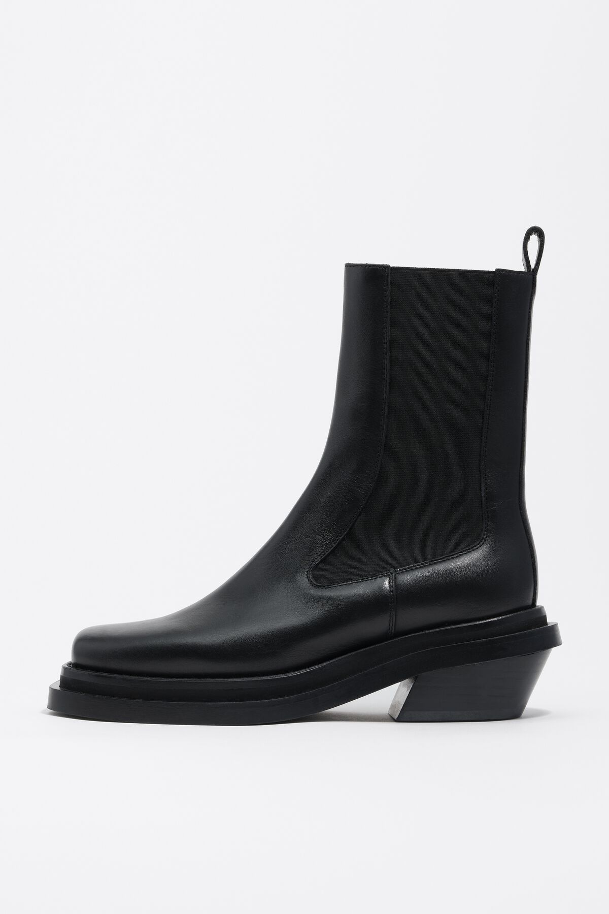 Black leather high ankle boot