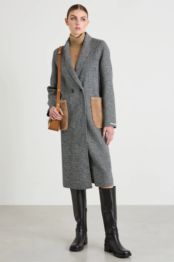 Coat with plus details - GREY CAMEL