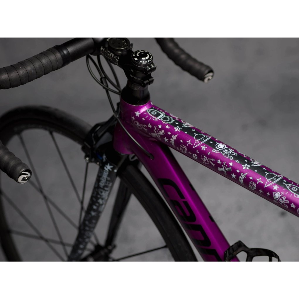 DYEDBRO Frame Protection Kit Space Trip - white gloss